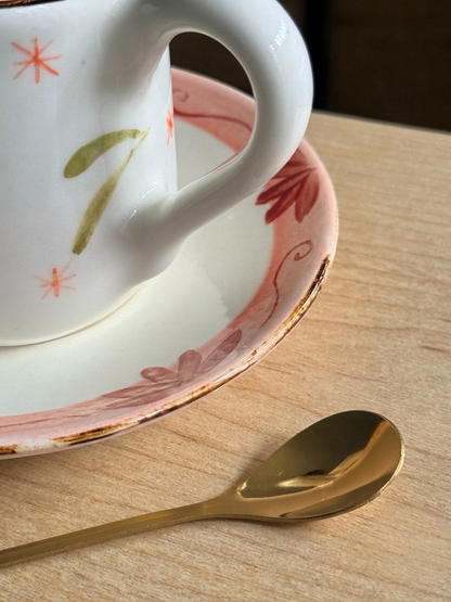 Kit Colibrí Vivir bonito: pocillo + plato + cuchara