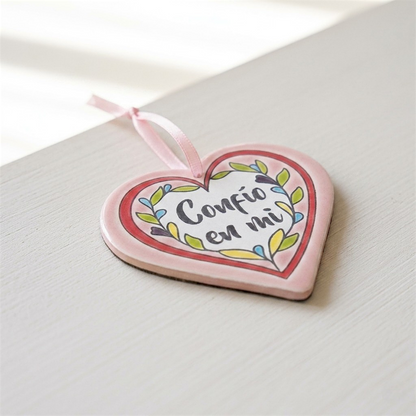 Amuleto corazón Confío en mi